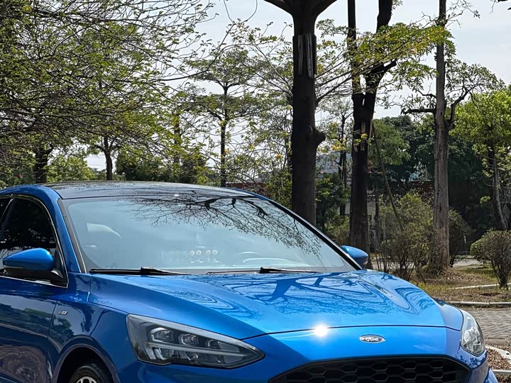 Photo 5 - Ford Focus