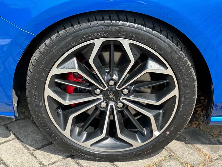 Photo 8 - Ford Focus