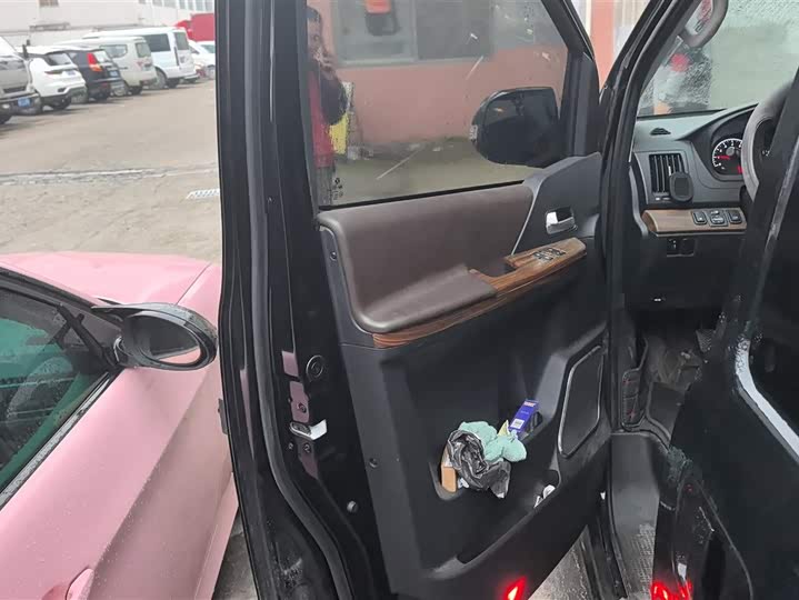 Фото 7 - Dongfeng Forthing Lingzhi Plus