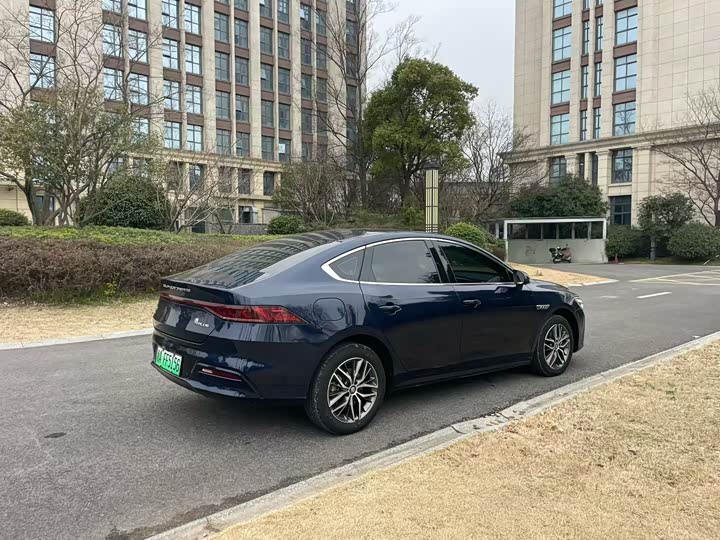 Фото 9 - BYD Qin Plus