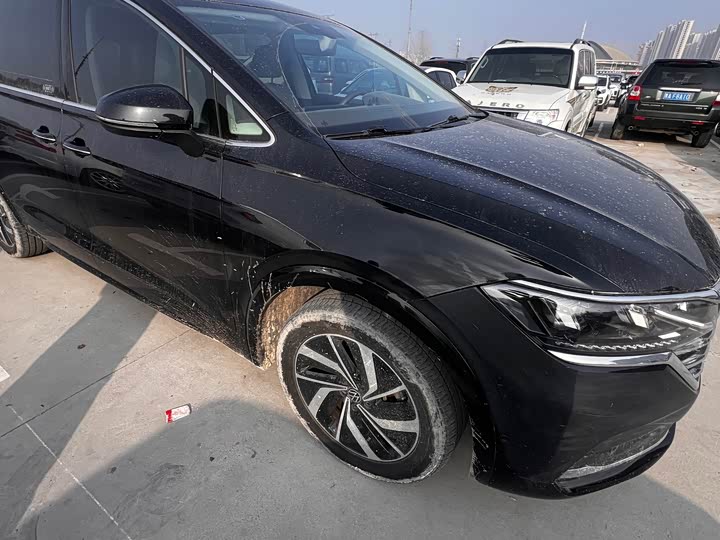 Фото 3 - Volkswagen Viloran