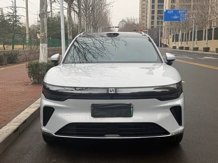 Фото 2 - Zeekr 7X