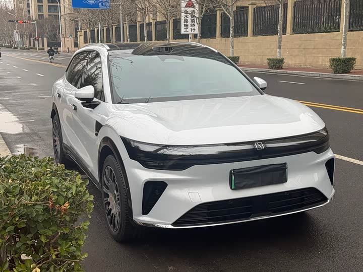 Фото 3 - Zeekr 7X