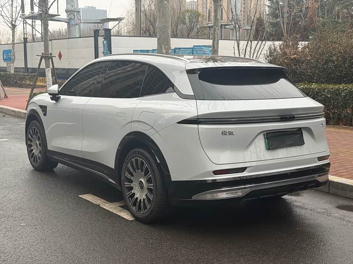 Фото 6 - Zeekr 7X