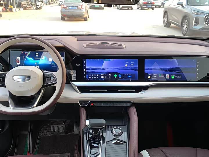 Фото 5 - Geely Monjaro