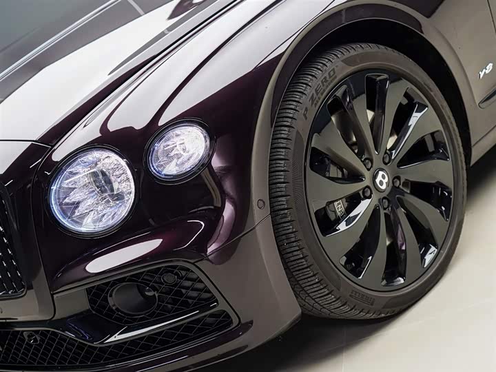 Фото 3 - Bentley Flying Spur