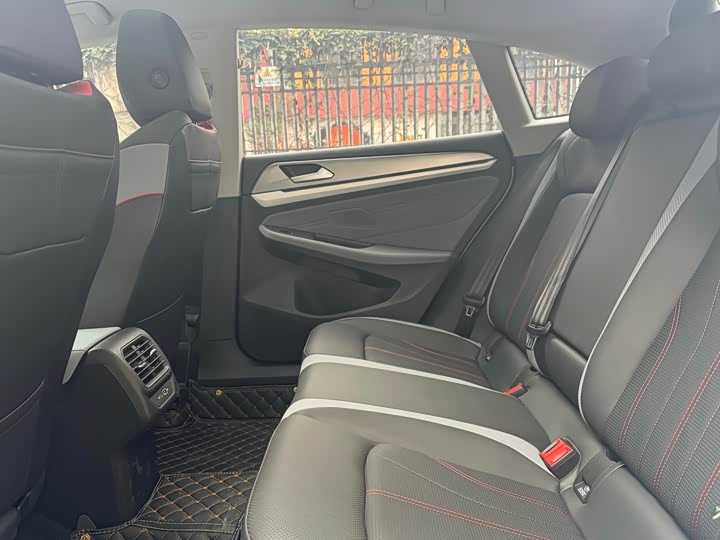 Photo 6 - Volkswagen Lamando L