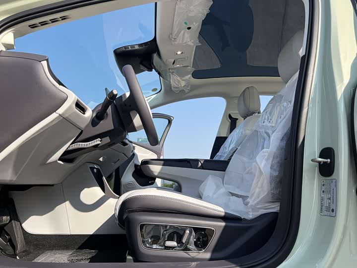 Фото 4 - Hongqi EH5 (Tiangong 05)