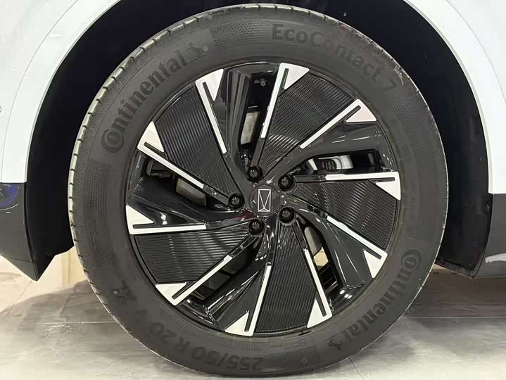 Фото 7 - Avatr 07