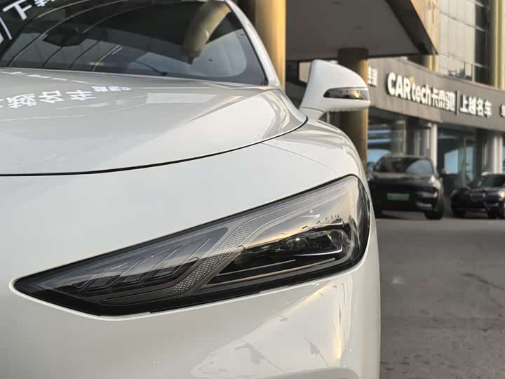 Фото 3 - Roewe D7