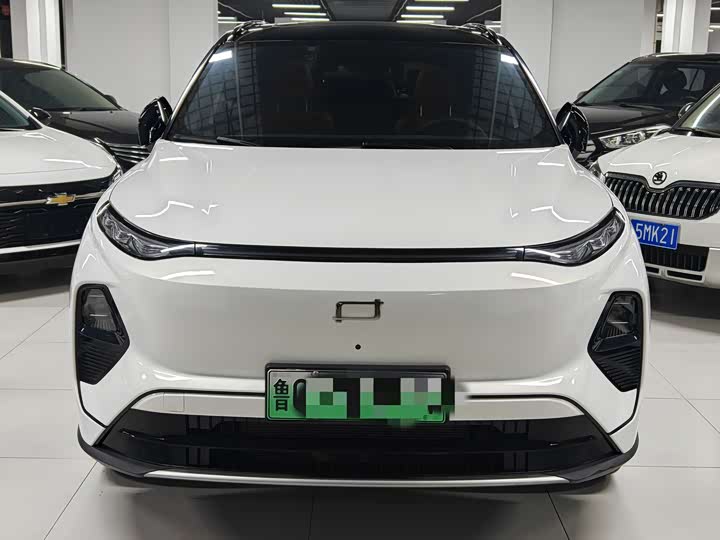 Фото 2 - Bestune 07