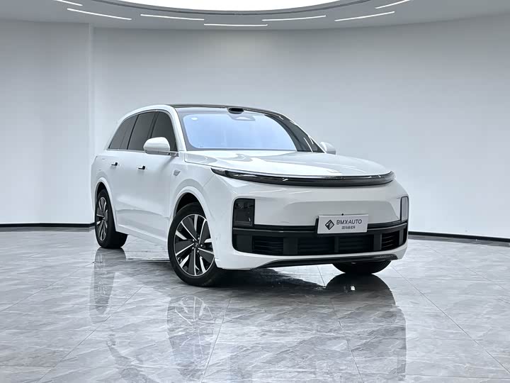 Фото 2 - LiXiang L8