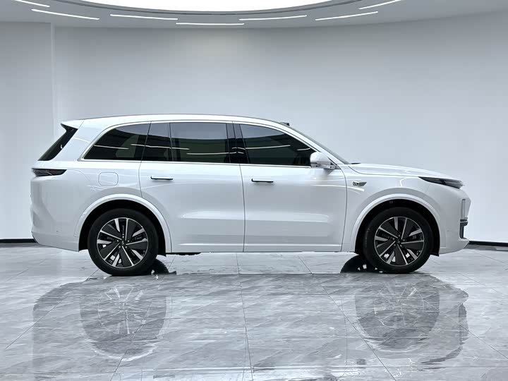 Фото 4 - LiXiang L8