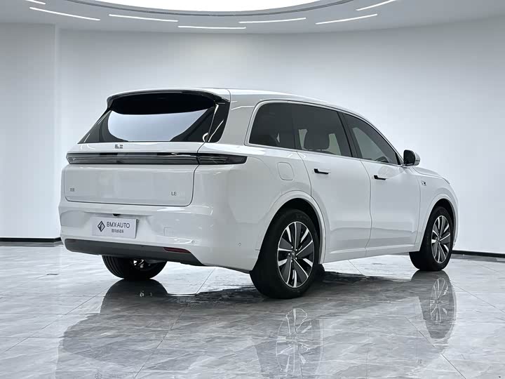 Фото 5 - LiXiang L8