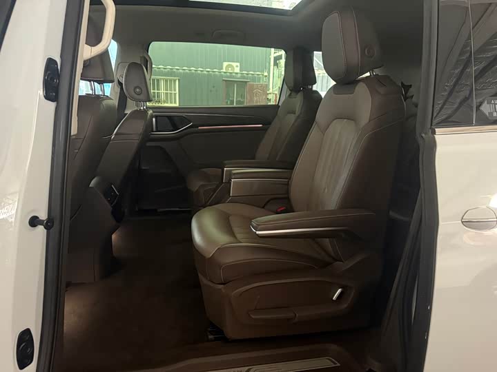 Фото 5 - Volkswagen Viloran