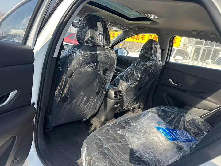 Фото 4 - Hyundai Elantra N line