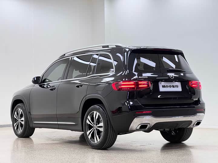 Фото 5 - Mercedes-Benz GLB-Class