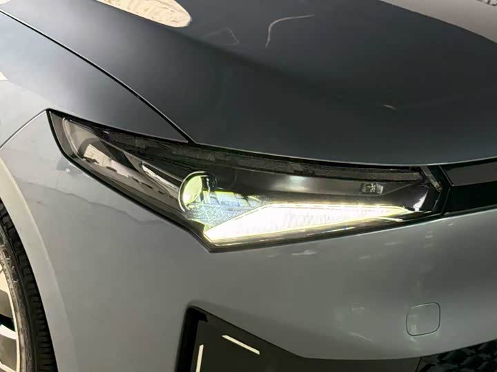 Фото 8 - XPeng P5