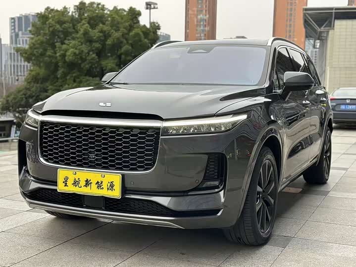 Фото 1 - LiXiang One