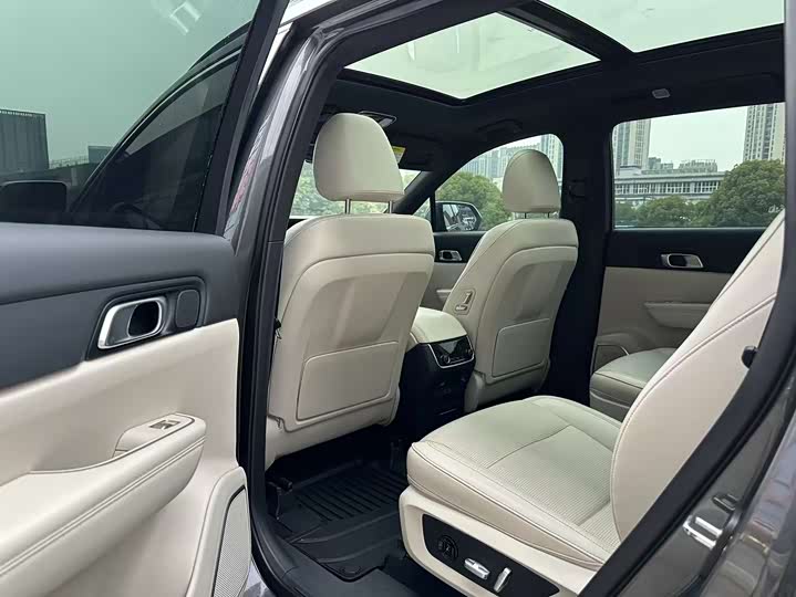 Фото 5 - LiXiang One