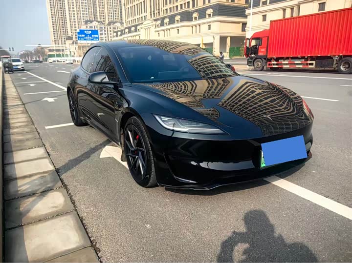 Photo 3 - Tesla Model 3