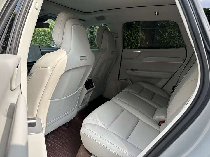 Фото 5 - Volvo XC70 Hybrid