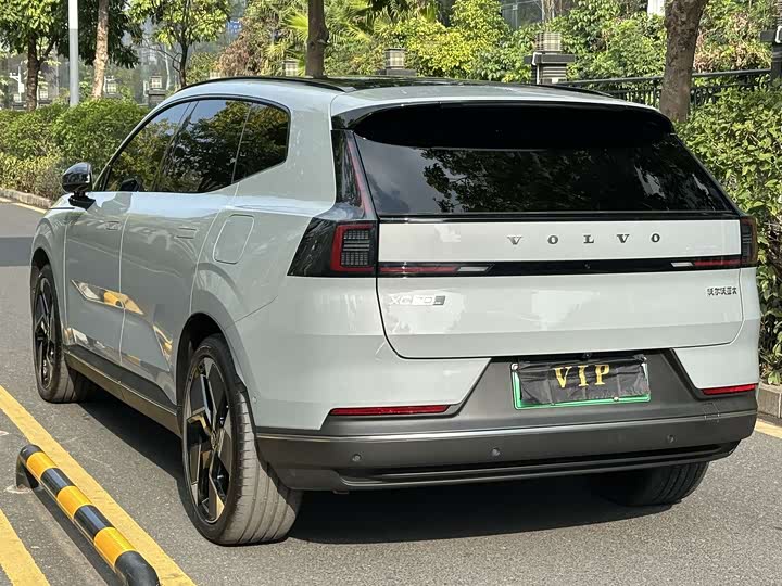 Фото 9 - Volvo XC70 Hybrid