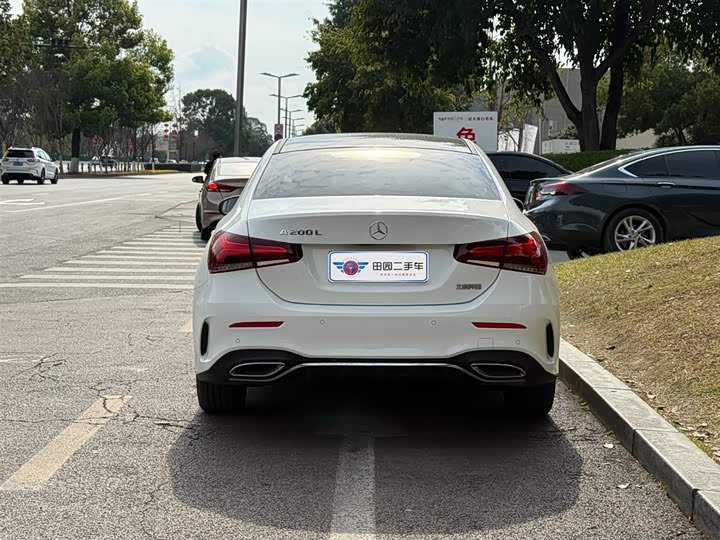 Фото 5 - Mercedes-Benz A-Class