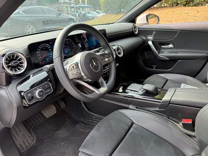 Фото 7 - Mercedes-Benz A-Class