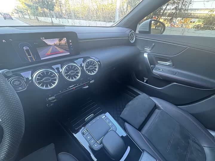 Фото 5 - Mercedes-Benz A-Class