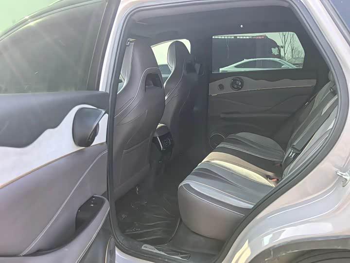 Photo 6 - BYD Frigate 07