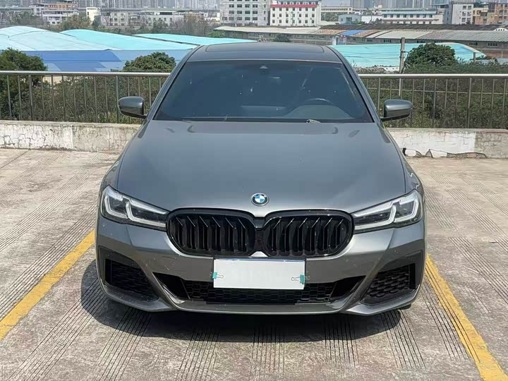 Фото 2 - BMW 5 Series