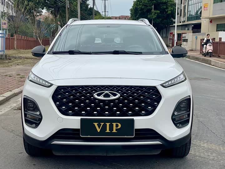 Фото 2 - Chery Tiggo 3x