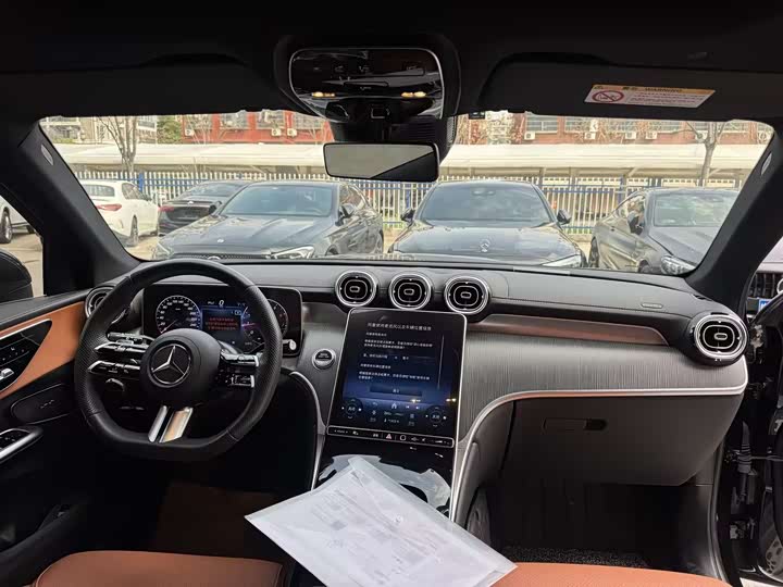 Фото 9 - Mercedes-Benz GLC-Class