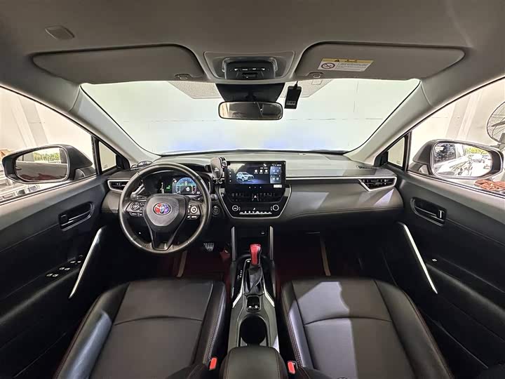 Фото 6 - Toyota Corolla Cross