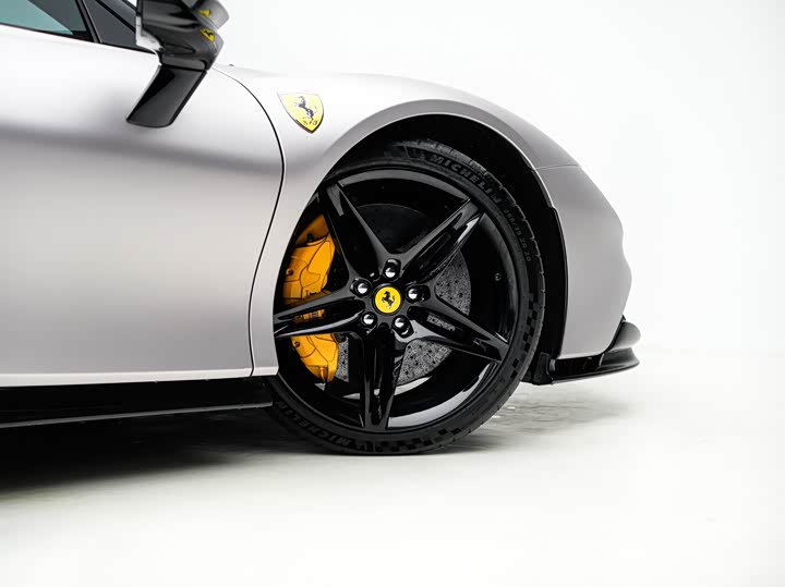 Фото 6 - Ferrari SF90