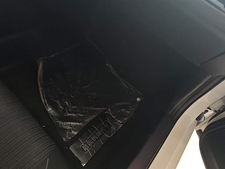 Фото 8 - Honda Civic