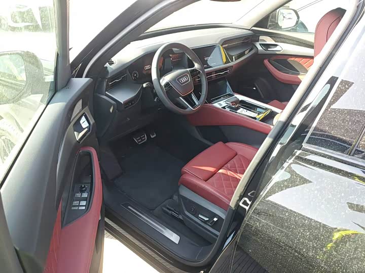 Фото 4 - Audi Q6