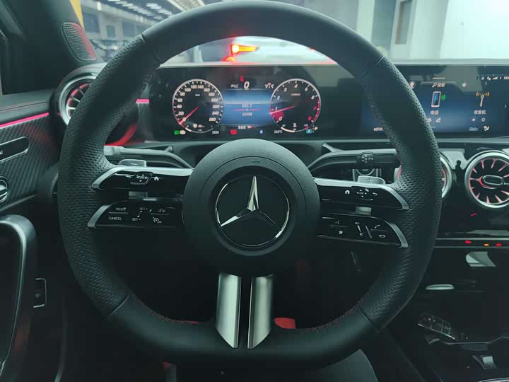 Фото 4 - Mercedes-Benz A-Class