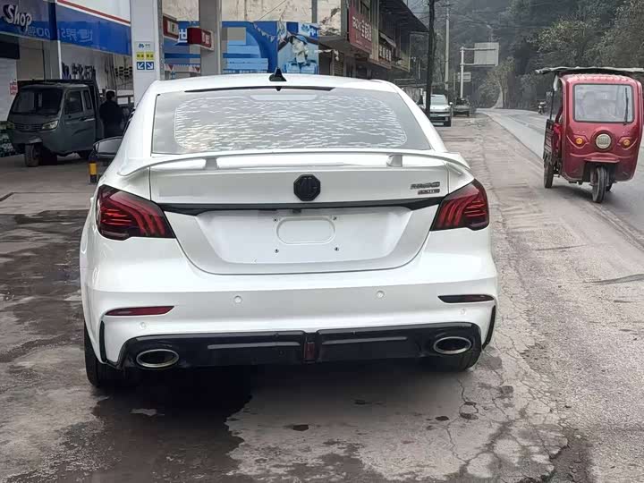 Фото 8 - MG Motor 6