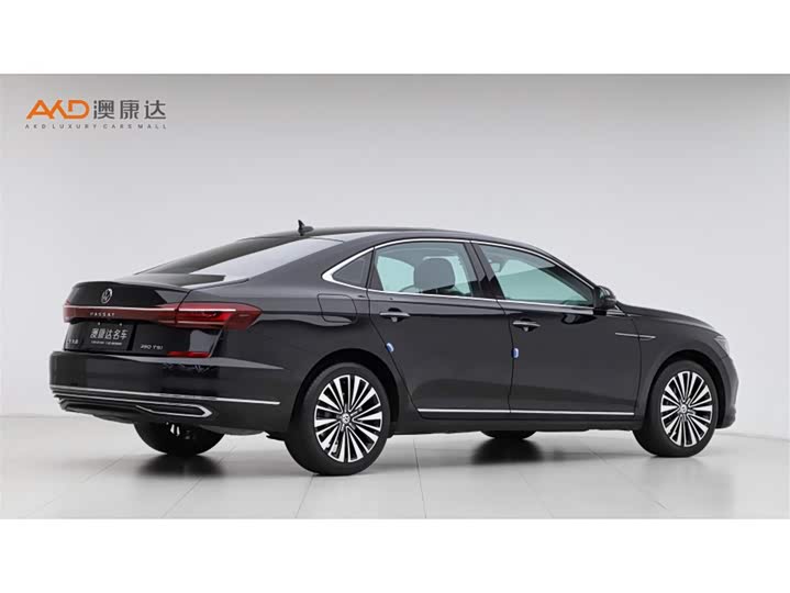 Фото 3 - Volkswagen Passat