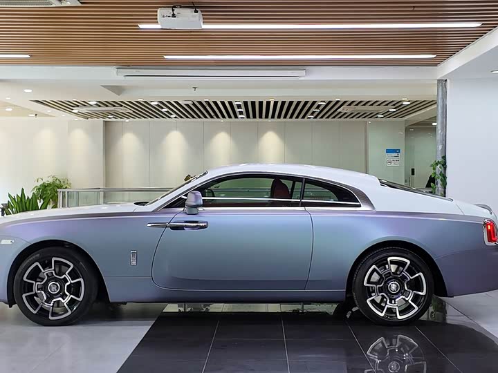 Фото 4 - Rolls-Royce Wraith