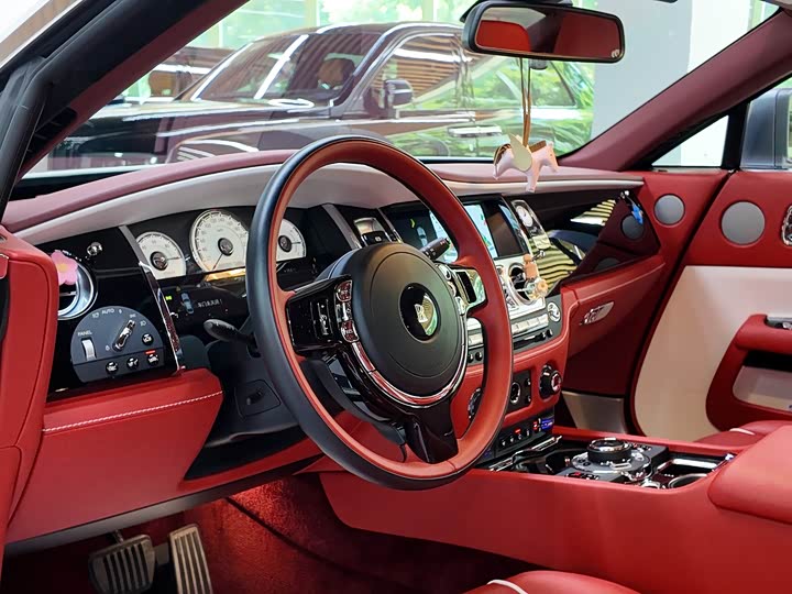 Фото 6 - Rolls-Royce Wraith