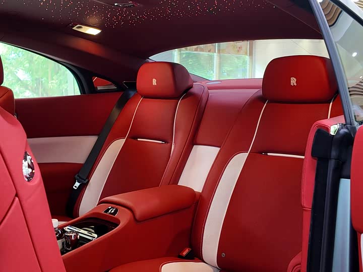 Фото 8 - Rolls-Royce Wraith