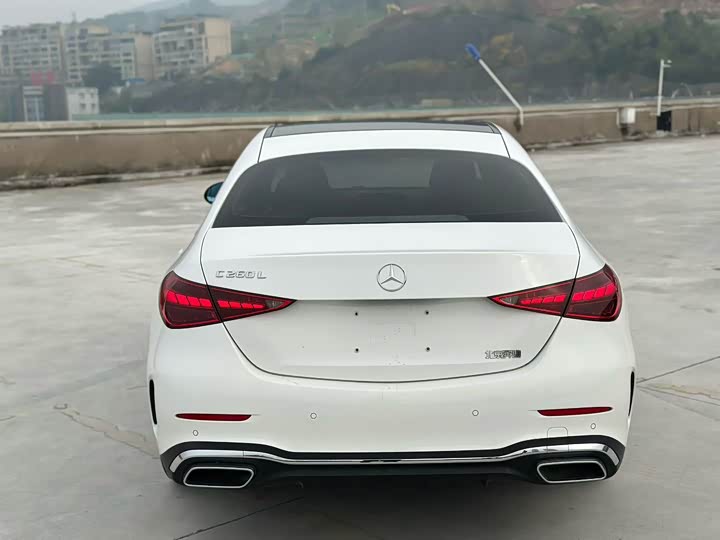 Фото 8 - Mercedes-Benz C-Class