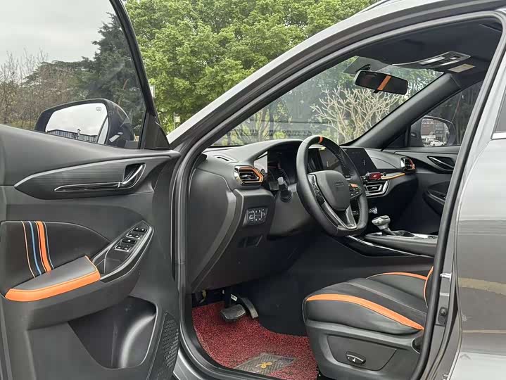 Фото 4 - Changan Oshan X5