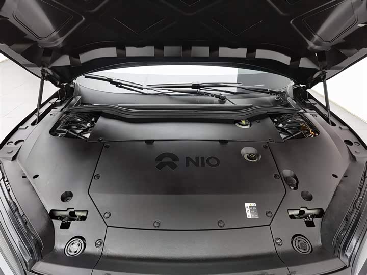 Фото 6 - Nio ET5T