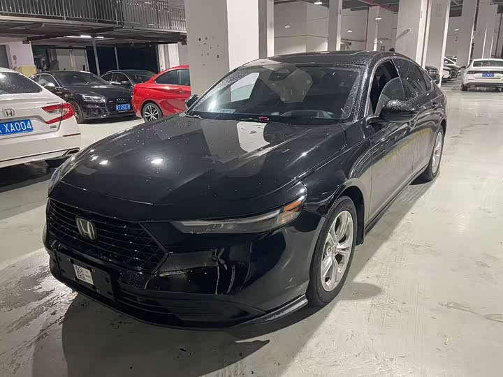 Фото 1 - Honda Accord