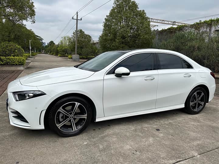 Фото 4 - Mercedes-Benz A-Class