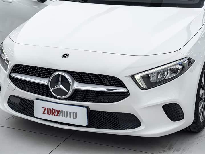 Фото 9 - Mercedes-Benz A-Class